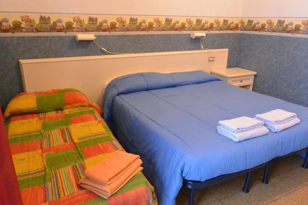 Hotel Azalea Turyn Zewnętrze zdjęcie