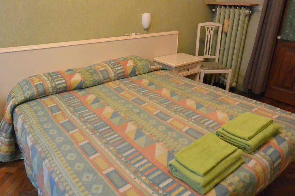 Hotel Azalea Turyn Zewnętrze zdjęcie
